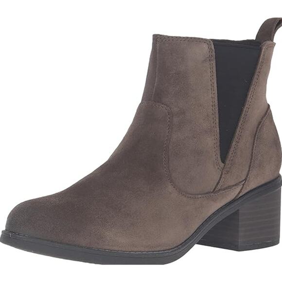 Clarks Shoes - NEW Clarks Nevella Bell Ankle Boots in Dark Taupe Suede Size 12